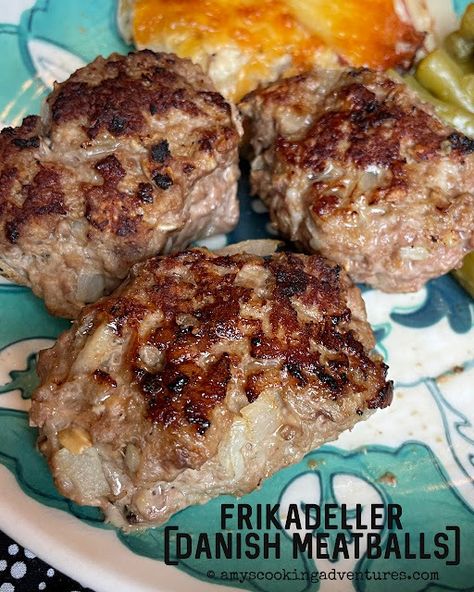 Frikadeller (Danish Meatballs) Danish Meatballs Recipe, Danish Meatballs, Macaroni Pie, Chicken Pumpkin, Beef Dinners, Baked Ribs, Tasty Meatballs, Beef Meatballs, Red Lentil Soup