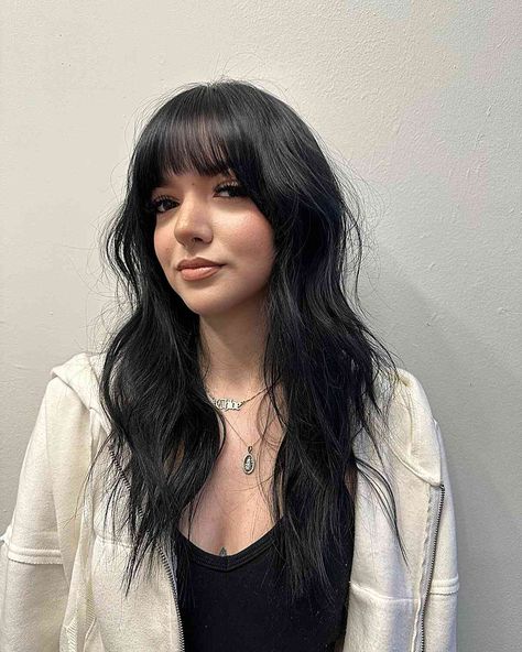 Thick Bangs Long Hair Layers, Long Shag With Bangs Straight Hair, Wavy Black Hair With Bangs, Long Layered Haircut With Bangs, Long Black Hair With Bangs, Aesthetic Hairstyle Ideas, Layered Haircut With Bangs, Dark Hair Bangs, Black Hair With Bangs