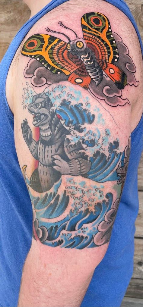 #tattoomadrid #tattoomom #tattooing #tattooaddict #tattooblackandgrey #tattooshop #tattoocolor #tattoolifestyle Godzilla And Mothra Tattoo, Mothra Tattoo, Godzilla Tattoo, Tattooed Woman, Niagara Falls Ny, Godzilla, Tattoo Art, Niagara Falls, Watercolor Tattoo