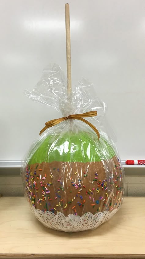 Carmel Apple Pumpkin Contest, Small Pumpkin Contest Ideas, Easy Pumpkin Decorating Contest, Carmel Apple Pumpkin Painting, Caramel Apple Pumpkin Painting, Carmel Apple Pumpkin Decorating Ideas, Preschool Pumpkin Decorating Contest, Caramel Apple Pumpkin Decorating, Cute Ideas For Painting Pumpkins