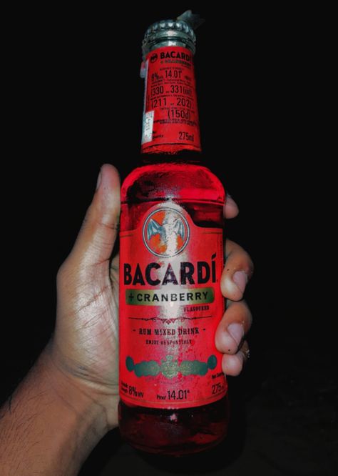 Bacardi Rum Drinks, Bacardi Drinks, Rum Mixed Drinks, Daaru Party Pic, Party Pic, Flavored Rum, Good Rum, Bacardi Rum, Alcohol Party