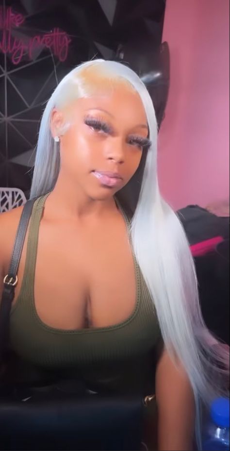 Grey Wig On Light Skin, Grey Side Part Wig, Prom Glam, Fire Hair, Frontal Wig Hairstyles, Business Hairstyles, Front Lace Wigs Human Hair, Hair Life, Lace Frontal Wig