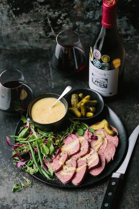 Pork Tongue Recipes, Tongue Recipe Beef, Beef Tongue Recipes, Sweet Mustard Sauce, Tongue Recipes, Spring Menu Ideas, Christmas Beef, Restaurant Ads, Wine Bistro