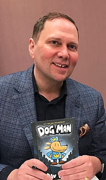 Amazon.com: Dog Man: Fetch-22: From the Creator of Captain Underpants (Dog Man #8): 9781338323214: Pilkey, Dav, Pilkey, Dav: Books Dav Pilkey, Dog Man, Reluctant Readers, Educational Books, Family Matters, School Library, Media Room, Book Lists, Kindle Books