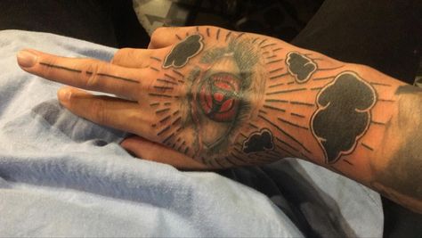 Sharingan Hand Tattoo, Naruto Hand Tattoo, Anime Hand Tattoo, Japanese Hand Tattoos, Pain Naruto, Tattoo Anime, Hand Tats, Naruto Tattoo, Anime Hands