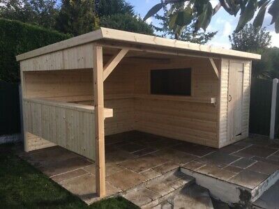 Hot Tub Shelters, Garden Bars, Hot Tub Time Machine, Cabin Hot Tub, Gazebo Roof, Hot Tub Gazebo, Outdoor Bbq Area, Diy Outdoor Bar, Bar Shed