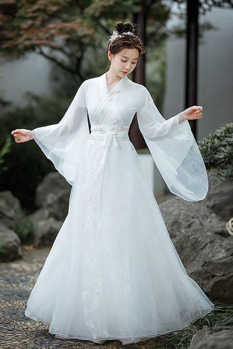 Kimono Style Wedding Dress, Hanfu Design, Imperial Clothing, China Hanfu, Chinese Princess Dress, Chinese Fancy Dress, Traditional Asian Dress, Hanfu Girl, Style Types