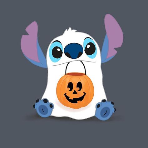 Lola Hancock on Instagram: “BOO. . . . . . #liloandstitch #stitch #stitchfan #stitchlover #ohana #experiment626 #disneyhalloween #halloween #pumpkin #disneygram…” Christmas Hand Painted, Lilo And Stitch Quotes, Halloween Wallpaper Backgrounds, Lilo And Stitch Drawings, Halloween Wallpaper Cute, Carte Halloween, Stitch Drawing, Disney Collage, Stitch Cartoon