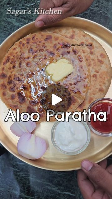 Aloo Paratha Recipe Punjabi, Aloo Naan, Kamakhya Devi, Aloo Paratha Recipe, Aloo Paratha, Indian City, Non Veg Recipes, Paratha Recipe, Paratha Recipes