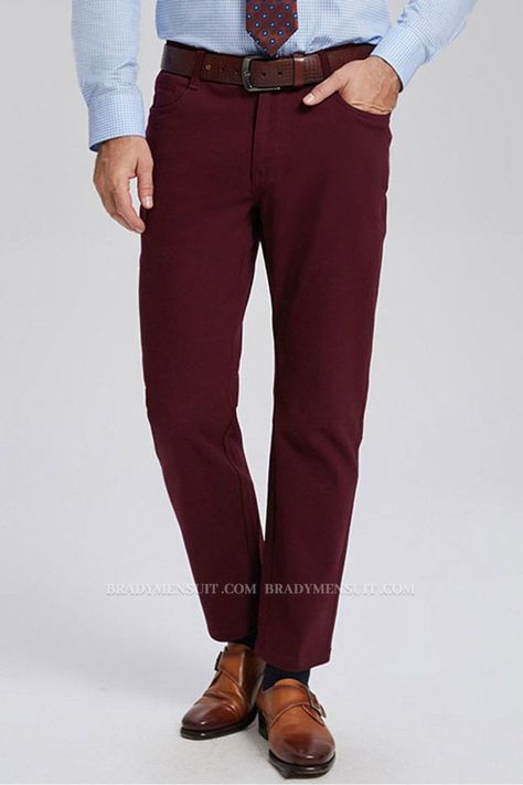 Discover Classic Burgundy Cotton Straight Fit Mens Everyday Business Pants at BradyMensuit. Shop Burgundy Solid mens pants both for formal and causal. Dress pants, slacks and chino pants are also offered in standard size and measurements. Outfit Pantalon Vino, Burgundy Pants Outfit, Mens Smart Casual Shoes, Mens Work Outfits, Burgundy Pants, Mens Slacks, Designer Suits For Men, Business Pants, Professional Attire