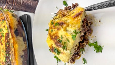 Traditional Greek Moussaka Recipe - Rana's Recipe Traditional Greek Moussaka Recipe, Greek Moussaka Recipe, Greek Moussaka, Moussaka Recipe, Low Carb Veggies, Creamy Tomato Sauce, Bechamel Sauce, Greek Dishes, Mediterranean Dishes