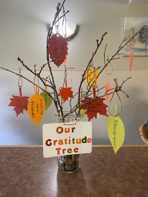 Tree Of Gratitude, Grateful Tree Craft, Gratitude Tree Ideas, Grateful Tree, Breakfast Ideas For Diabetics, Light Blue Braces, Toddler Cough, Thankful Tree Craft, Aesthetic Activities