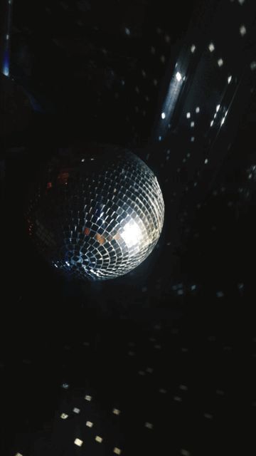 Dark Disco Aesthetic, Sea Turtle Wallpaper, Disco Aesthetic, Look Prettier, Night Club Aesthetic, Dance Wallpaper, Disco Decorations, Ball Aesthetic, Club Aesthetic