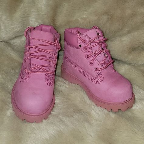 Classic Timberland Eather Boots In Bubblegum Pink Waterproof, Weather-Resistant, Eva Footbed, Very Lightly Worn. * Same/Next Day Shipping From My Smoke-Free Home. * 1,000+ Listings In My Closet. * All Offers Considered. * All Clothing Items Have Been Washed And Sanitized Unless New With Tags. * Two Labrador-Friendly Home. * 5+ Year 4.9 Star Poshmark Ambassador Ii #T Classic Timberland, Timberland Field Boots, Baby Timberlands, Pink Timberlands, Toddler Timberlands, Kids Ankle Boots, Timberland Classic, Shoes Boots Timberland, Timberlands Shoes