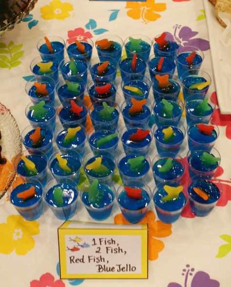 Dr Suess Cakes First Birthdays, Fishing Themed Food Ideas, Dr Seuss Themed Party, Dr Seuss Charcuterie Board, Dr Seuss Food Ideas For Kids, Dr Suess Birthday Cakes, Dr Suess Snack Ideas, Dr Suess Party Ideas, Fish Theme Baby Shower Ideas