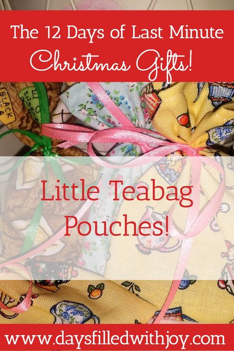 Little Teabag Pouches Tutorial - great gift for tea lovers and takes less than 5 minutes to make! Diy Tea Wallet, Christmas Tea Bags, Star Quilt Tutorial, Tea Bag Favors, Diy Tea Bags, Budget Friendly Christmas Gifts, Heart Sachet, Gifts To Sew, Tea Crafts