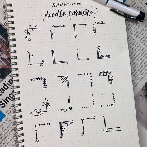 Simple yet classic doodles⚫⚪ .⁠⁠⁠⁠ .⁠⁠⁠⁠ .⁠⁠⁠⁠ 🎈Get great deals for washi tapes, pens, brush pens, and much other stationery at our shop. Click the link in bio @stationerypal or visit stationerypal.com⁠⁠⁠⁠ Cute White Board Ideas For Bedroom, Notebook Design Ideas Pages School, Simple Border Designs For Notebook, Cute Boarder Ideas, Simple Border Ideas For Projects, Aesthetic Writing Font, Journal Decoration Ideas, Bullet Journal Dividers, Rozpoznawanie Liter