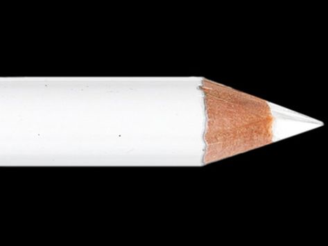 5 Ways to Wear White Eyeliner - NewBeauty White Eyeliner Makeup, Eyeliner Tips, Tutorials Makeup, Pencil Brush, Eyeshadow Tips, Eyeliner For Beginners, Perfect Eyeliner, Eyeliner Styles, White Eyeliner