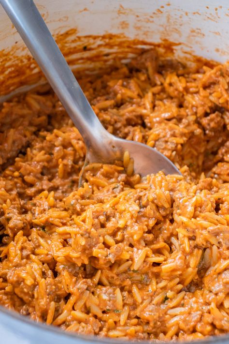 Creamy Ground Beef Orzo?utm_source=12tomatoes Creamy Ground Beef Orzo, Orzo Hamburger Recipes, Hamburger And Orzo Recipes, Orzo And Ground Beef Recipes, Ground Beef And Orzo Recipe, Orzo Creamy, Beef Orzo, Casseroles Beef, Meat Soups