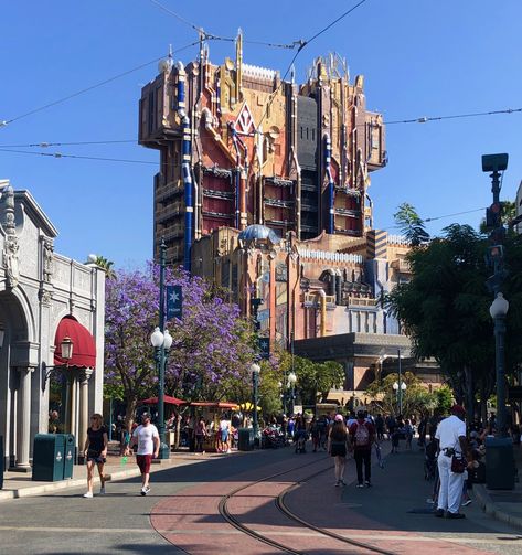 Guardians Of The Galaxy Ride, Disneyland Family, Guardians Of The Galaxy, The Galaxy, Family Vacation, Disneyland, Times Square, Street View, Tower