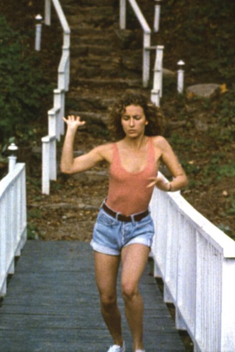 How to Dress Like Baby From Dirty Dancing Baby Dirty Dancing, Bardot Brigitte, Dirty Dancing Movie, Jean Seberg, Jennifer Grey, Lauren Hutton, Dancing Baby, Patrick Swayze, Annie Leibovitz