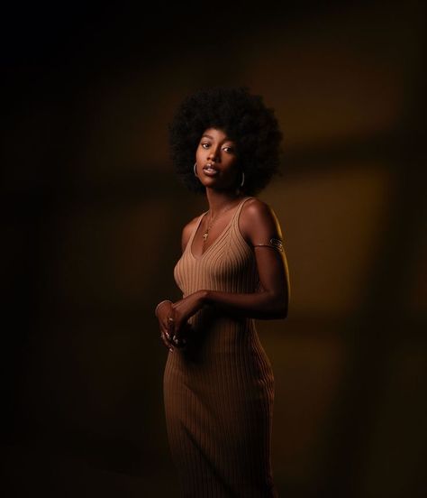 Black Woman Model Aesthetic, Brown Monochrome Photoshoot, Studio Poses For Ladies, Ladies Poses Photography, Ladies Photoshoot Ideas, Brown Backdrop Photoshoot, Women Studio Photoshoot, Brown Photoshoot Ideas, Fashion Concept Photography