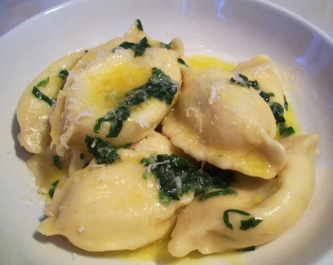 Homemade Agnolotti, Agnolotti Pasta, Lemon Herb Butter, Herb Butter Recipe, Stuffed Pasta, Filled Pasta, Ricotta Recipes, Herb Recipes, Pasta Dough