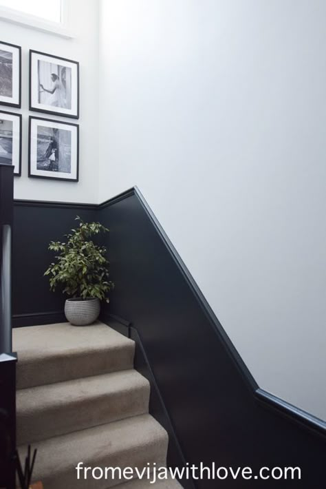 How to Add a Dado Rail to a Wall - From Evija with Love. Farrow & Ball Railings Dado Rail Hallway, Lambriseringen Gang, Hallway Wall Colors, Stair Paneling, Entrance Hall Decor, Hall Stairs And Landing, Hall And Stairs, Victorian Hallway, Hallway Makeover