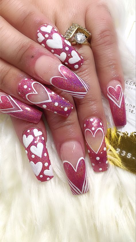 Pink Valentine Nail Designs, Boujee Valentines Nails, Pink Glitter Valentines Day Nails, February Nail Designs Valentines Day, Valentines Day Nails Rhinestone, Pink Glitter Valentines Nails, Valentines Nails Designs Pink, Valentines Day Nails Designs 2024, Glitter Heart Nails