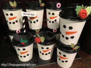 Snowman Cups Diy Gifts For Christmas, Coffee Cup Crafts, Snowman Cups, Diy Christmas Treats, Christmas Treats For Gifts, Snowman Soup, Have A Happy Holiday, Christmas Craft Fair, Diy Snowman