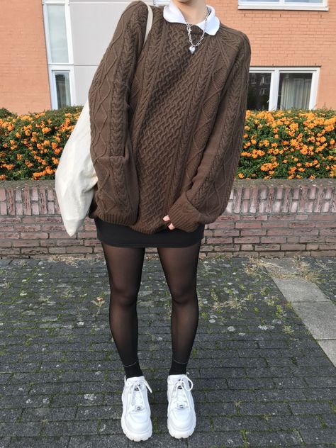 Big Sweaters And Skirts, Baggy Jumper And Skirt, Big Sweater Skirt Outfit, Big Sweaters Outfit, Oversized Sweater Outfit Skirt, Big Sweater With Skirt, Oversized Jumper And Skirt Outfit, Oversized Sweater Outfit Grunge, Big Sweater And Skirt Outfit