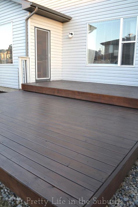 Deck Paint Colors, Deck Stain Colors, Backyard Plans, Platform Deck, Decking Ideas, Deck Makeover, Deck Colors, Wooden Patios, Deck Paint