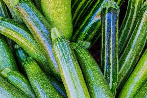 How to Cook Large Zucchini | Livestrong.com Make Waffles, Raw Zucchini, Recipes Zucchini, Zucchini Squash, Grilled Zucchini, Food Plan, Healthy Keto, Winter Squash, Summer Squash