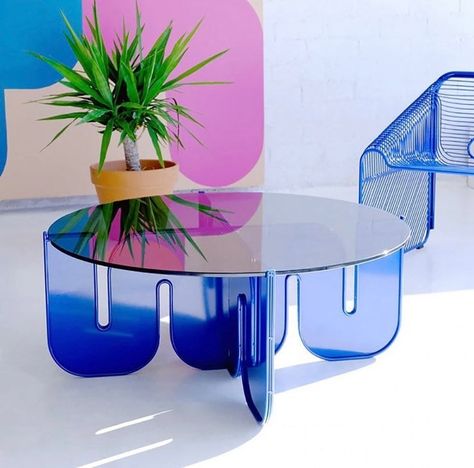 Neon Blue Clear Colorful Acrylic Coffee Table & Middle Table - Etsy Electric Living Room Interior Design, Wavey Coffee Table, Futuristic Modern Interior, Maximalist Furniture, Fun Coffee Table, Neon Furniture, Funky Coffee Tables, Maximalist House, Cool Coffee Table