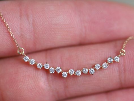 Necklace Gold Diamond, Womens Diamond Necklace, Diamond Cluster Necklace, Delicate Diamond Necklace, Diamond Necklace Gold, Gold Necklace Diamond, Rose Gold Diamond Necklace, Diamond Necklace Simple, Raw Diamond Engagement Rings