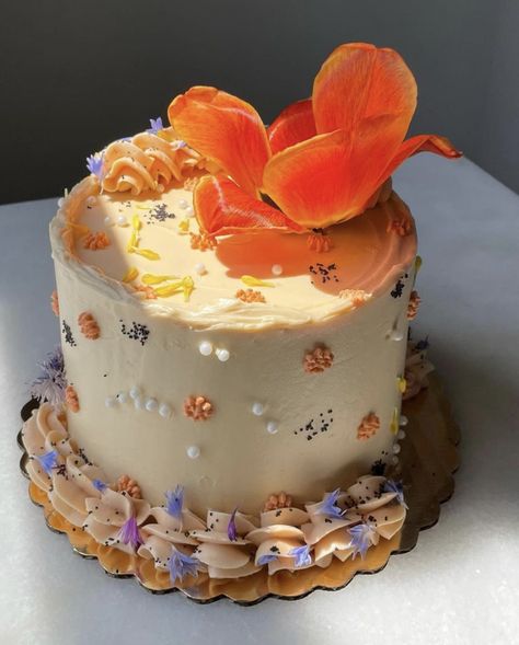 Marigold Cake, Extravagant Cakes, Birthday Moodboard, Kids Birthday Cakes, Birthday 30, Beauty Cakes, Baking Decorating, Bubble Waffle, Cute Cake