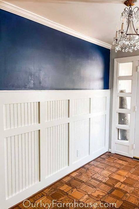 13 Board & Batten Wall Ideas for Every Room & Style - Mama and More Beaded Paneling Walls, Modern Beadboard Walls, Modern Beadboard, Beadboard Entryway, Beadboard Half Wall, Batten Wall Ideas, Board And Batten Entryway, Wallpaper Entryway, Board Batten Wall