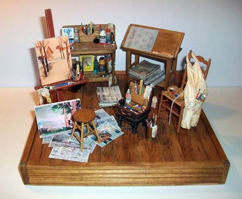 Marquis Miniatures - Rustic Realism: Table Top Art Studio Display - great inspiration Art Studio Display, Studio Display, Doll House Miniatures, Handmade Dollhouse, Table Art, Mini Craft, Miniature Rooms, House Miniatures, Miniature Diy