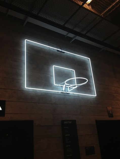 Play in the Dark: Neon basketball hoop ! Hoop Dreams, Bar Designs, All Of The Lights, Deco Originale, A Basketball, Basketball Hoop, Sports Bar, Neon Art, Interior Design Trends