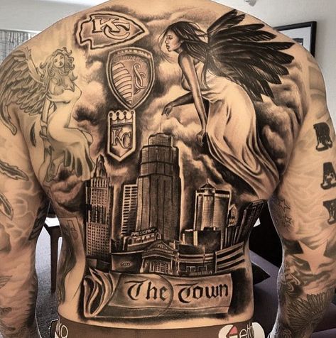 Ray Back Tattoo, Chest Tattoo One Side, Kc Tattoo, Chest Tattoo Outline, Chiefs Tattoo, Rose Chest Tattoo, Broncos Players, Tattoos Drawing, Ray Tattoo