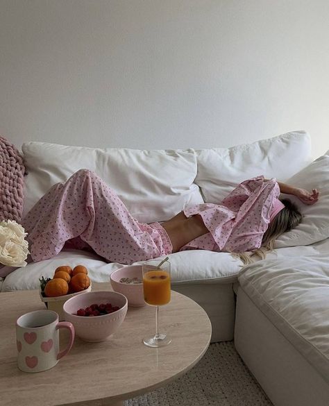 Fantasy Lifestyle, June Vibes, Coastal Granny, Pijamas Women, Aesthetic Morning, Cozy Morning, Pink Lifestyle, Cute Pjs, Pink Life