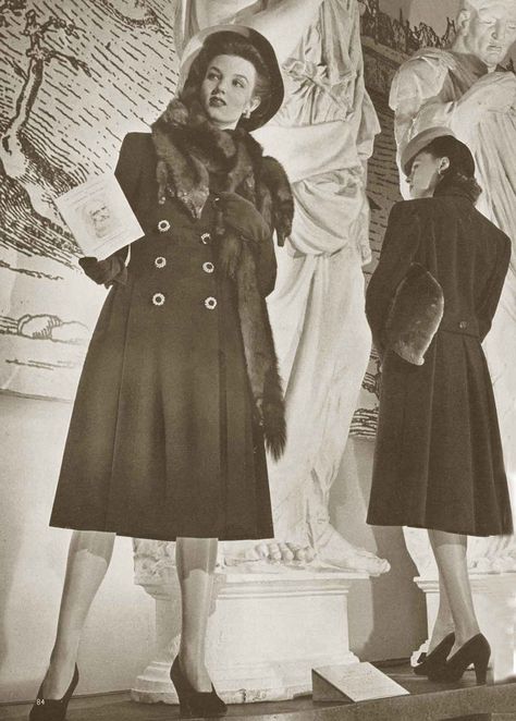 1940s-fashion---Winter-Coats-and-Dresses---Vogue-1940 1940s Winter Fashion, Dresses Glamour, 1940 Fashion, Wwii Fashion, Outfits Ladies, Nurse Ratched, 40's Style, York Outfits, Vintage Outfits 50s