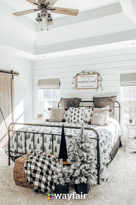 From winter-themed bedding to mini frosted trees to a pile of cozy pillows, this space is ready to take on the holiday season. Bedroom Ideas Western, Dark Farmhouse, White Bedspread, Guest Bedroom Ideas, Christmas Bedroom, Vintage Room, Room Makeover Bedroom, Master Bedrooms Decor, Décor Diy