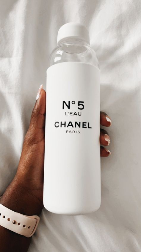 Chanel water bottle Chanel Water Bottle, Dior Water Bottle, Trendy Water Bottle, Luxury Water Bottle, Designer Products, Branded Water Bottle, Trendy Water Bottles, Luxury Packaging Design, Water Bottle Design