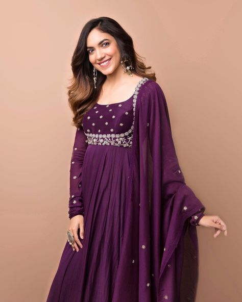 Ritu Varma, Purple Anarkali, Designer Anarkali Dresses, Gown With Dupatta, Long Gown Design, Anarkali Dress Pattern, Long Dress Design, Traditional Indian Outfits, Indian Gowns Dresses