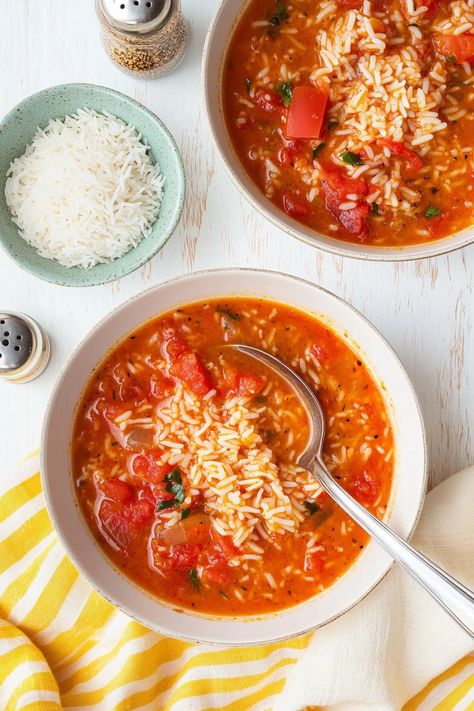 Indulge in the cozy comfort of a classic tomato soup and rice dish that will warm both your body and soul. This timeless recipe brings together the rich flavors of ripe tomatoes with hearty grains of rice, creating a satisfying meal perfect for any day of the week. Whether enjoyed on its own or paired with a side salad or crusty bread, this flavorful combination is sure to become a household favorite. Delicious Tomato Soup, Tomato Rice Soup, Homemade Tomato Soup, Tomato Soup Easy, Tomato Soup Homemade, Tomato Soup Recipe, Tomato Rice, Canning Diced Tomatoes, Creamy Tomato Soup