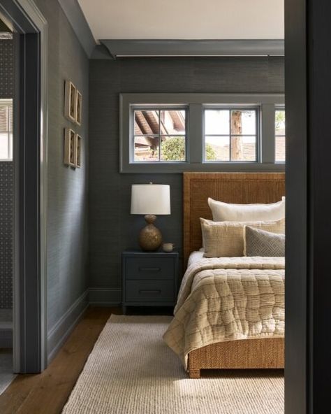 Inspiration: Moody Rooms | Lark & Linen Interior Design and Lifestyle Blog Bedroom Blues, Moody Room, Moody Rooms, Amber Interiors Design, Contemporary Cabin, Cozy Nooks, Transitional Furniture, Moody Bedroom, Linen Interior