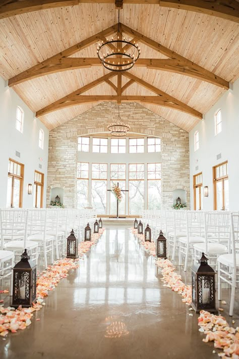 Wedding Ideas Chapel, Chapel Wedding Venues, Pretty Chapel Wedding, Barndominium Wedding Venue Ideas, Open Air Wedding Chapel, Indoor Church Wedding, Wedding Venue Ideas Indoor, Wedding Venue Church, Pretty Place Chapel Wedding