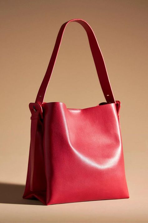 Tote Bag Leather Women, Staple Jewelry, Red Leather Tote Bag, Paris Winter, Adjustable Strap Bag, Purse Trends, Red Shoulder Bag, Red Handbags, Red Leather Bag