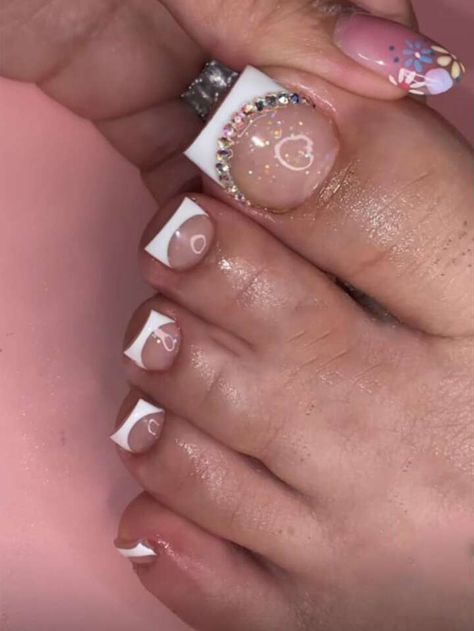 Cute Short Short Nails, Milky French Pedicure, Bad And Boujee Nails Short, White Toe Nails Ideas, Short Bling Acrylic Nails, Full Set Nails Acrylic, Acrylic Toe Nail Designs, Nails And Feet Set, Glam Birthday Nails